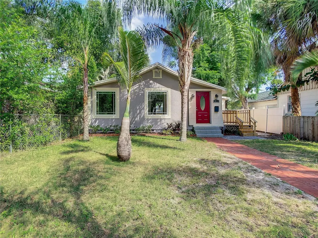 1031 James Avenue S St Petersburg FL 33705