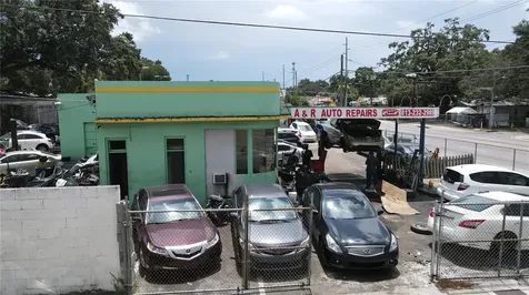 7279 N Nebraska Avenue Tampa FL 33604