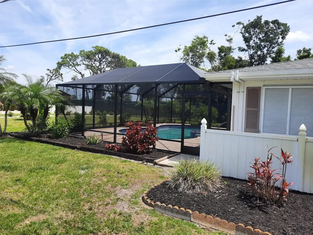 910 Caples Street Englewood FL 34223