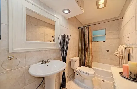 910 Caples Street Englewood FL 34223