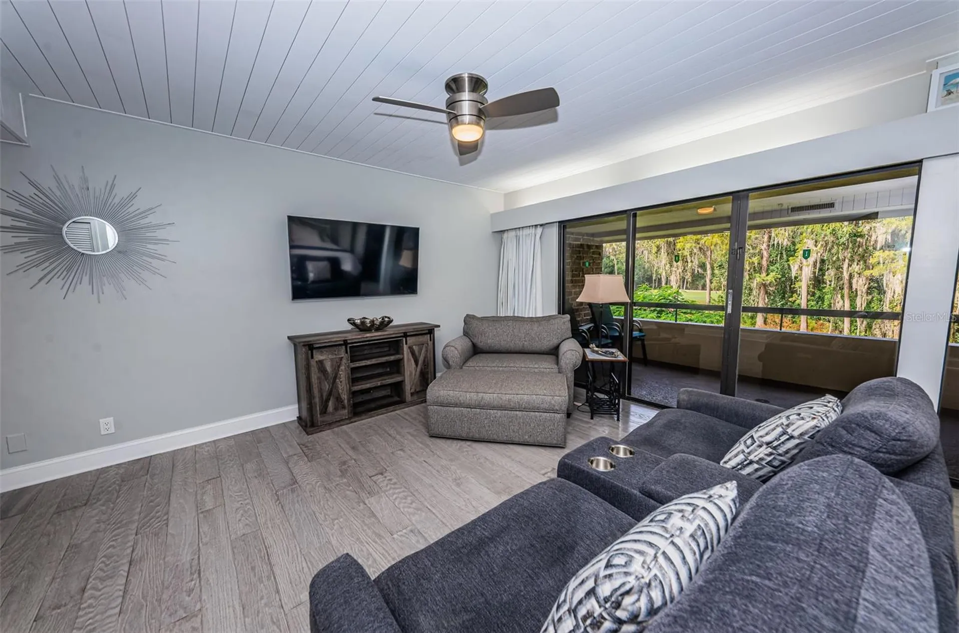 36750 Us Highway 19 N Palm Harbor FL 34684
