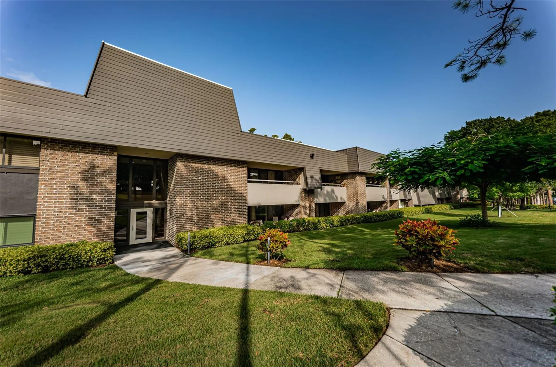 36750 Us Highway 19 N Palm Harbor FL 34684