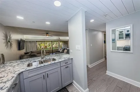 36750 Us Highway 19 N Palm Harbor FL 34684
