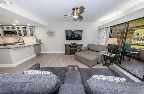 36750 Us Highway 19 N Palm Harbor FL 34684
