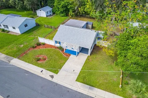 161 N Sunset Drive Mount Dora FL 32757