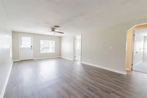 161 N Sunset Drive Mount Dora FL 32757
