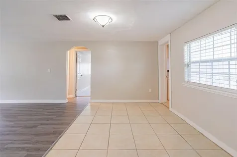 161 N Sunset Drive Mount Dora FL 32757