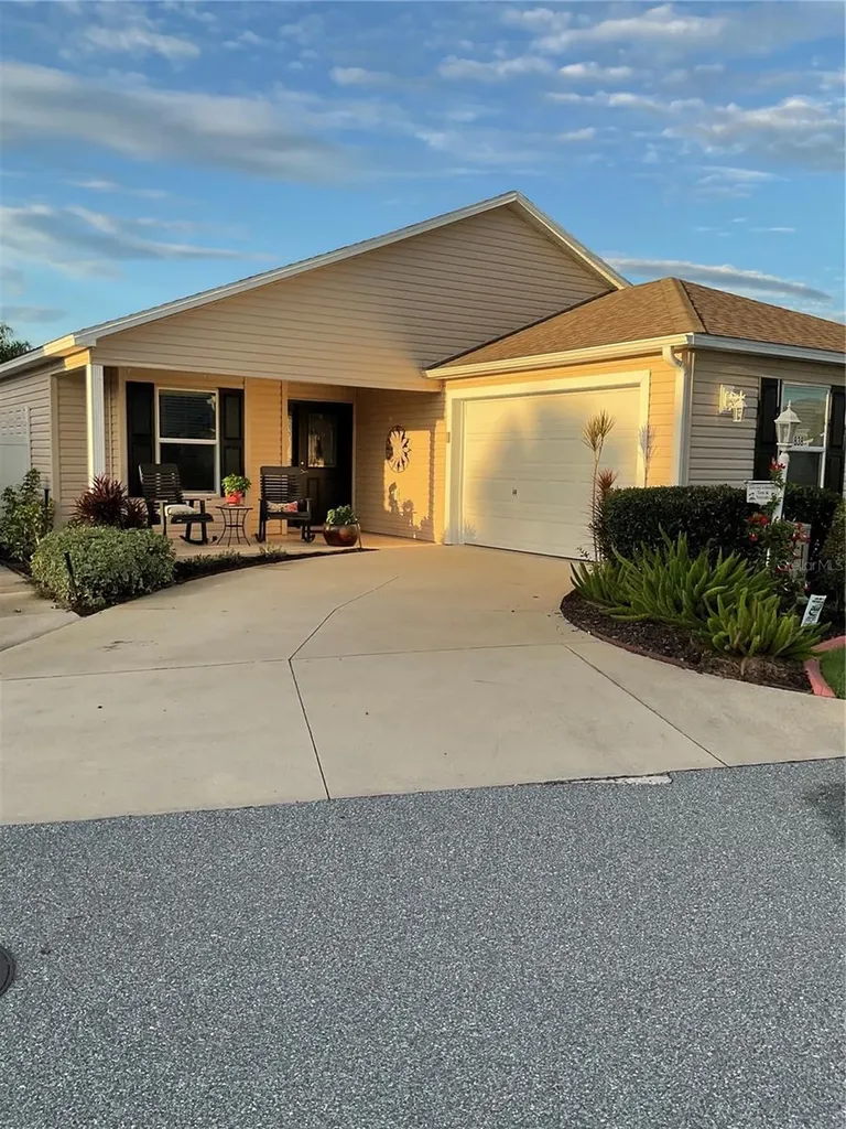 838 Amber Court The Villages FL 32163