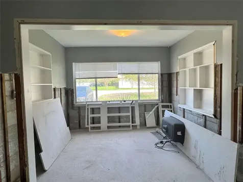 400 83rd Avenue NE St Petersburg FL 33702
