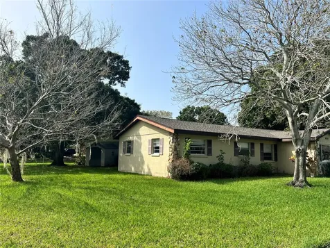400 83rd Avenue NE St Petersburg FL 33702