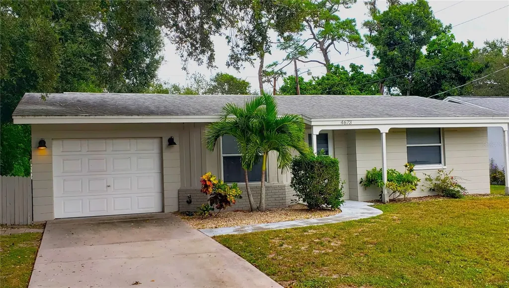 4673 Linwood Street Sarasota FL 34232