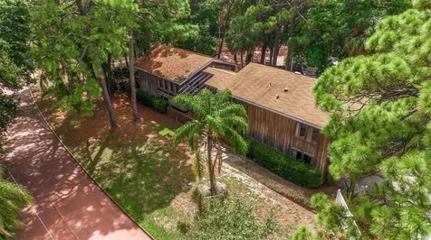 1320 Coral Way S St Petersburg FL 33705