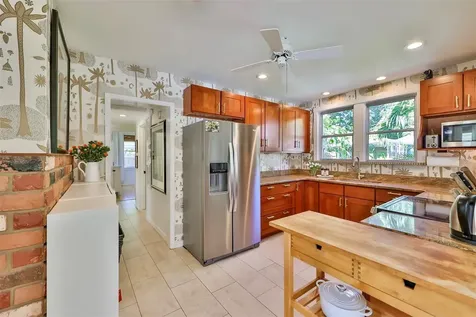 5757 26th Avenue S Gulfport FL 33707