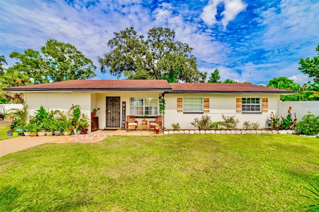 1094 Carefree Cove Drive Winter Haven FL 33881