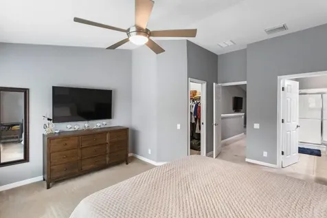 11848 13th Way N St Petersburg FL 33716