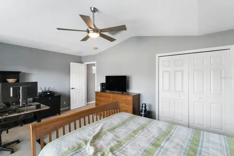 11848 13th Way N St Petersburg FL 33716