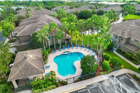 11848 13th Way N St Petersburg FL 33716