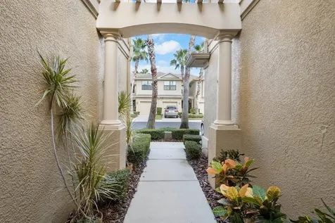 11848 13th Way N St Petersburg FL 33716