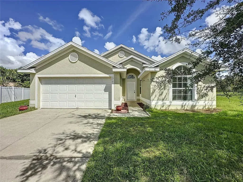 2703 Eagle Creek Court Kissimmee FL 34746