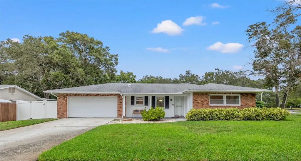 2641 Oakbrook Drive Largo FL 33770