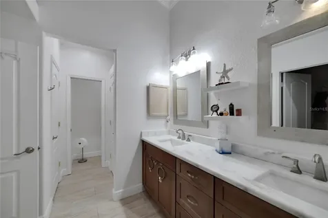 17301 Lockwood Ridge Drive Tampa FL 33647