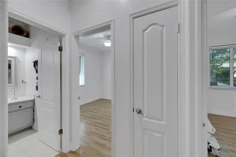 17301 Lockwood Ridge Drive Tampa FL 33647