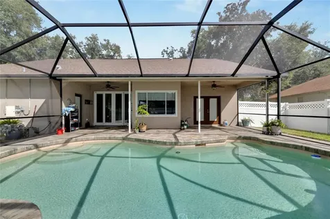 17301 Lockwood Ridge Drive Tampa FL 33647