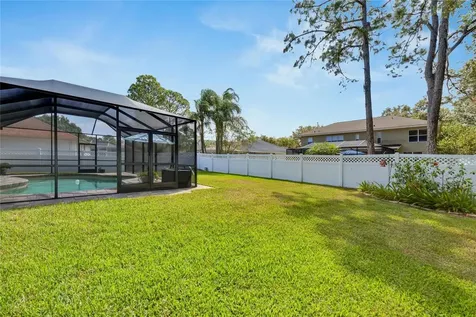 17301 Lockwood Ridge Drive Tampa FL 33647