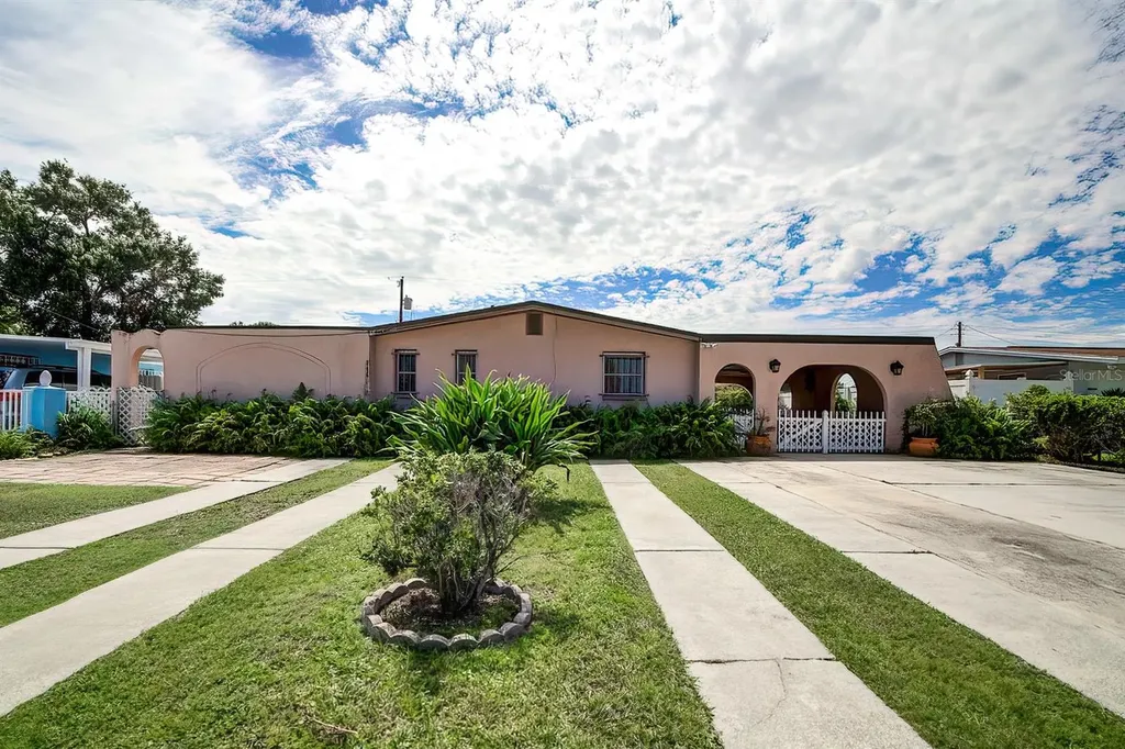 4512 W Fern Street Tampa FL 33614