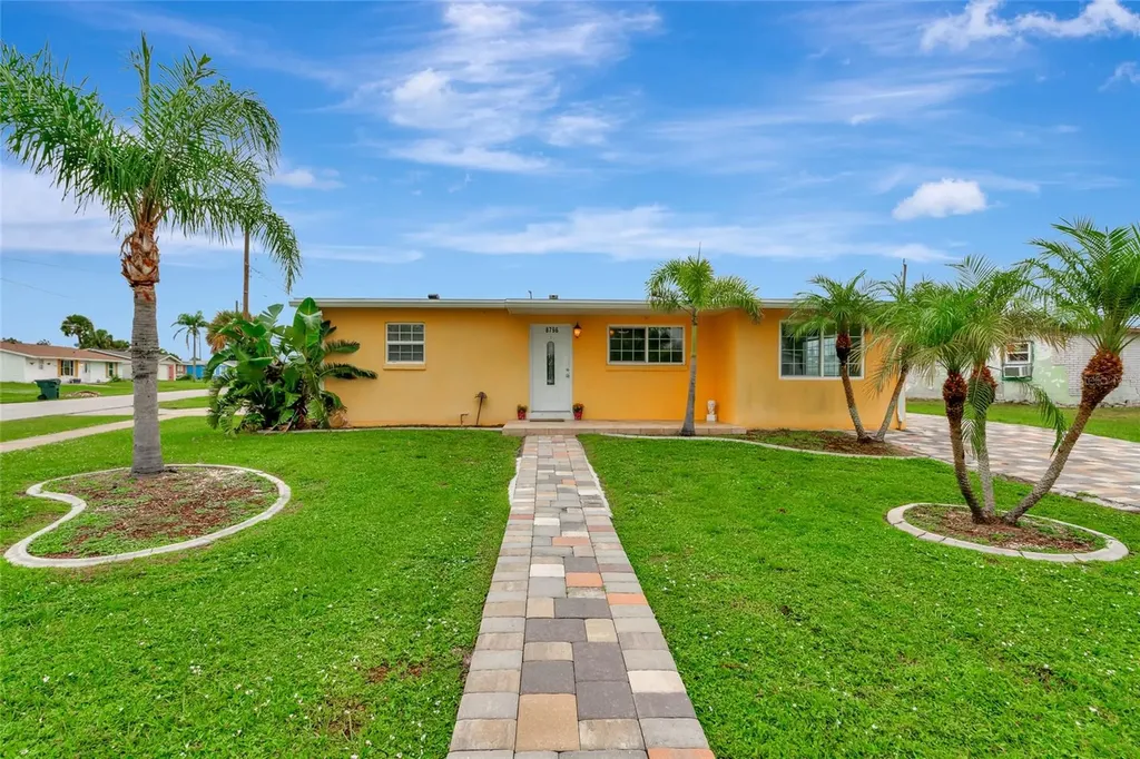 8796 Porto Bello Avenue North Port FL 34287