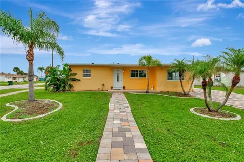 8796 Porto Bello Avenue North Port FL 34287