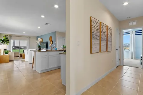 2426 Taloncrest Court Eagle Lake FL 33839