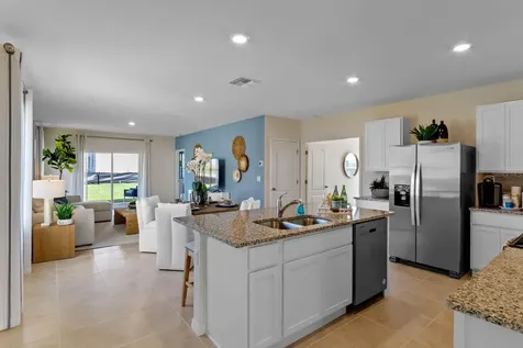 2426 Taloncrest Court Eagle Lake FL 33839