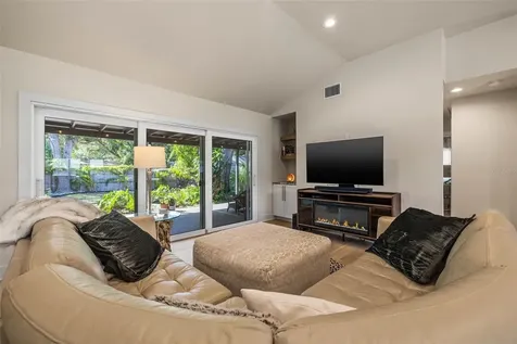 4016 17th Street N St Petersburg FL 33714