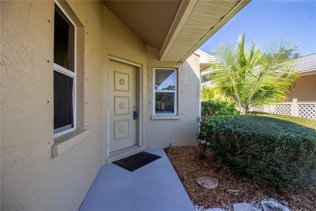 288 Chartley Court N Sarasota FL 34232
