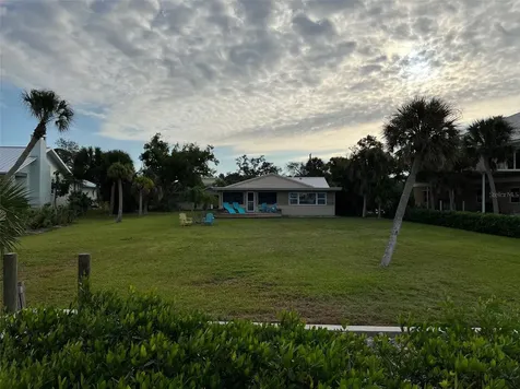 1626 New Point Comfort Road Englewood FL 34223