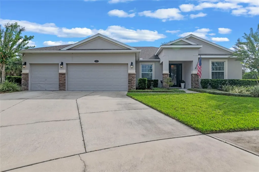 111 E Cherry Place Deland FL 32724