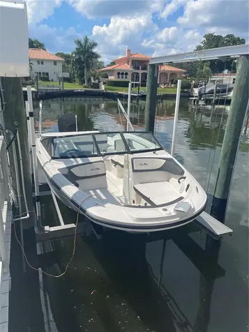 3928 Americana Drive Tampa FL 33634