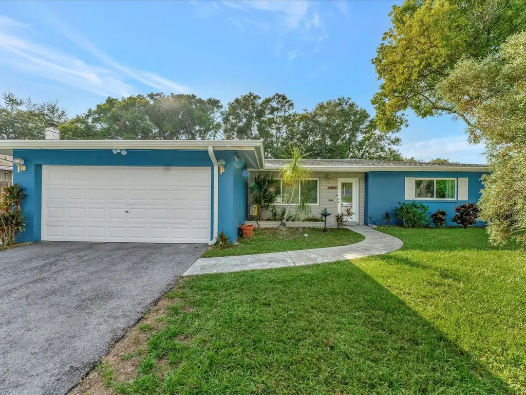 1706 Eaton Drive NE Clearwater FL 33756