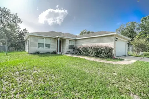 40104 Palm Street Lady Lake FL 32159
