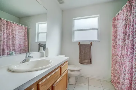 40104 Palm Street Lady Lake FL 32159