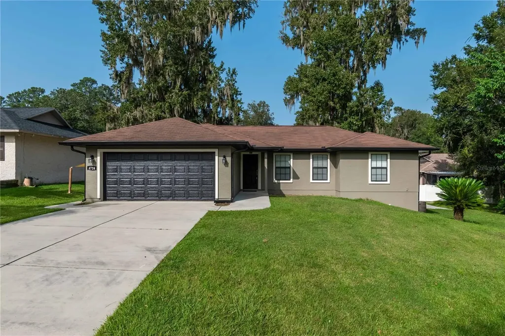 4724 NW 81st Court Ocala FL 34482