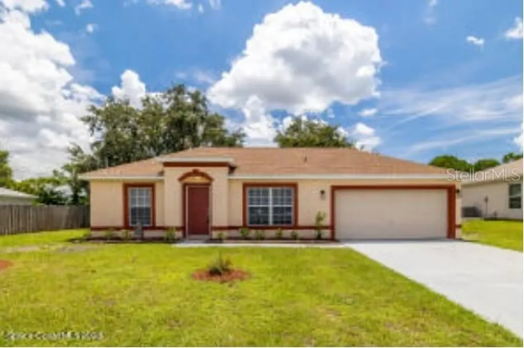 1134 Beacon Street NW Palm Bay FL 32907