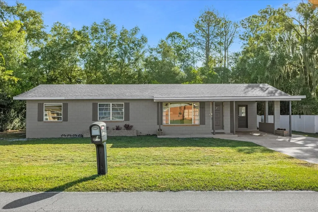 2385 N Kepler Road Deland FL 32724