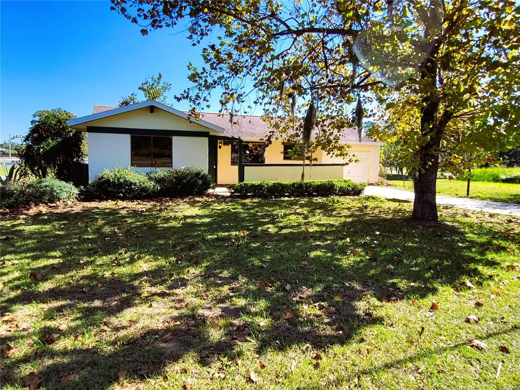305 Silver Road Ocala FL 34472