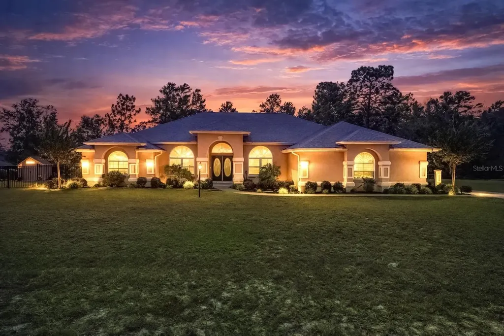 10411 SW 52nd Court Ocala FL 34476