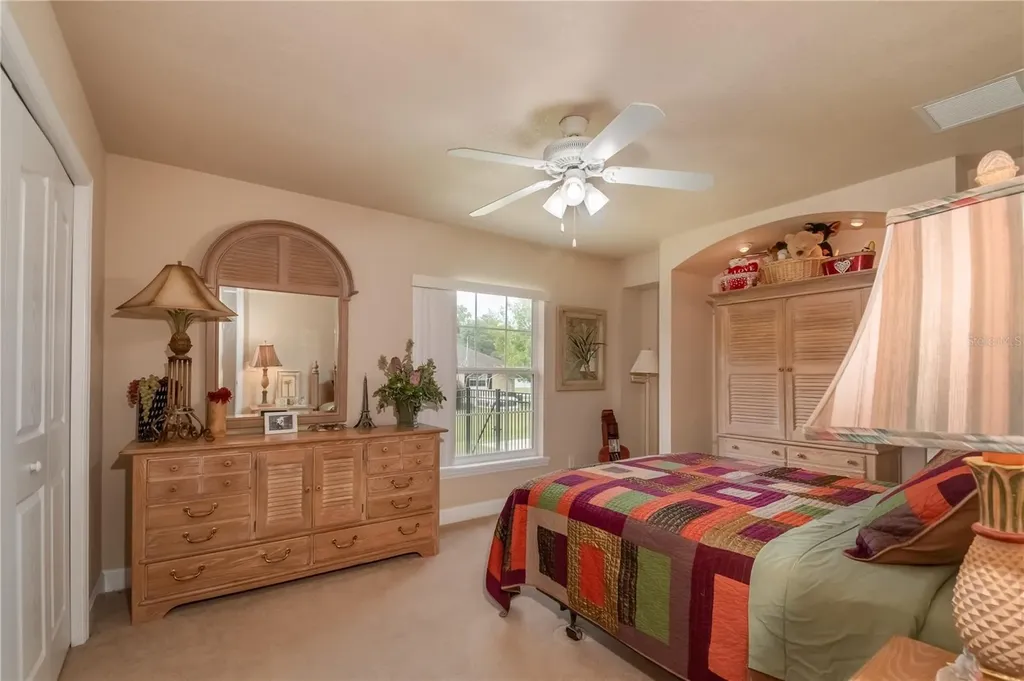 10411 SW 52nd Court Ocala FL 34476