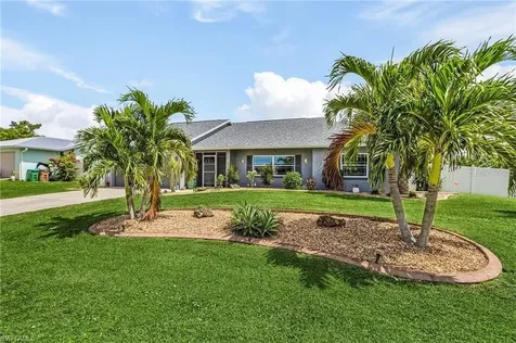 2201 NE 14th Place Cape Coral FL 33909