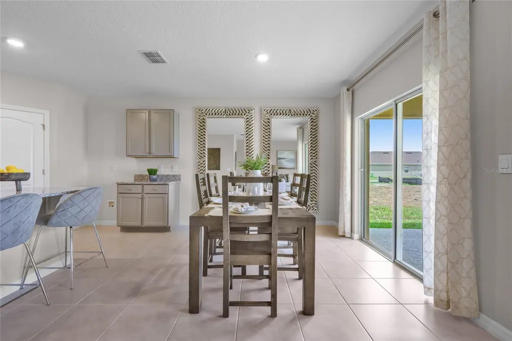679 Lazio Circle Debary FL 32713
