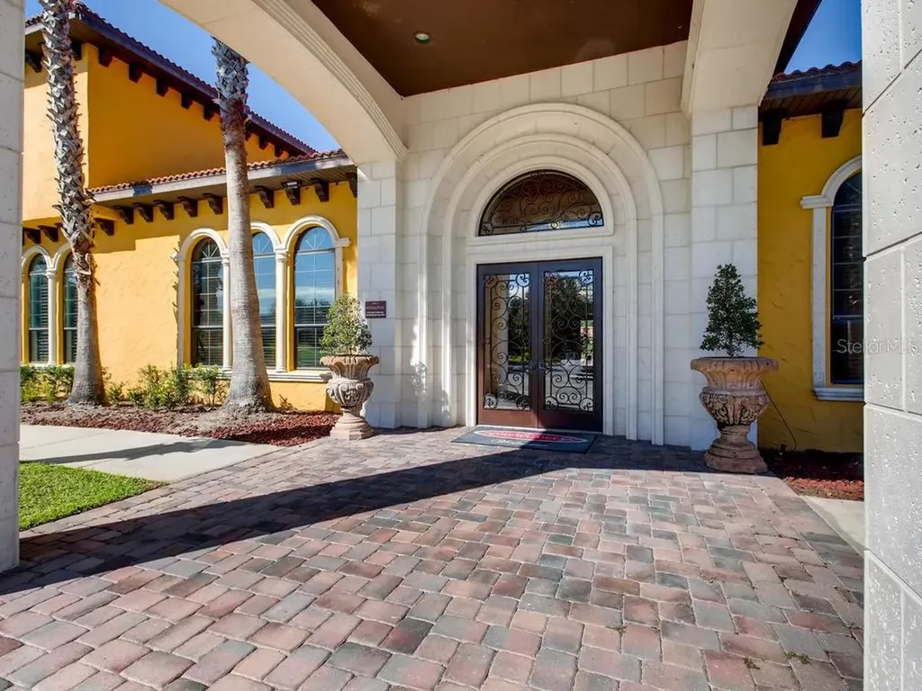 679 Lazio Circle Debary FL 32713